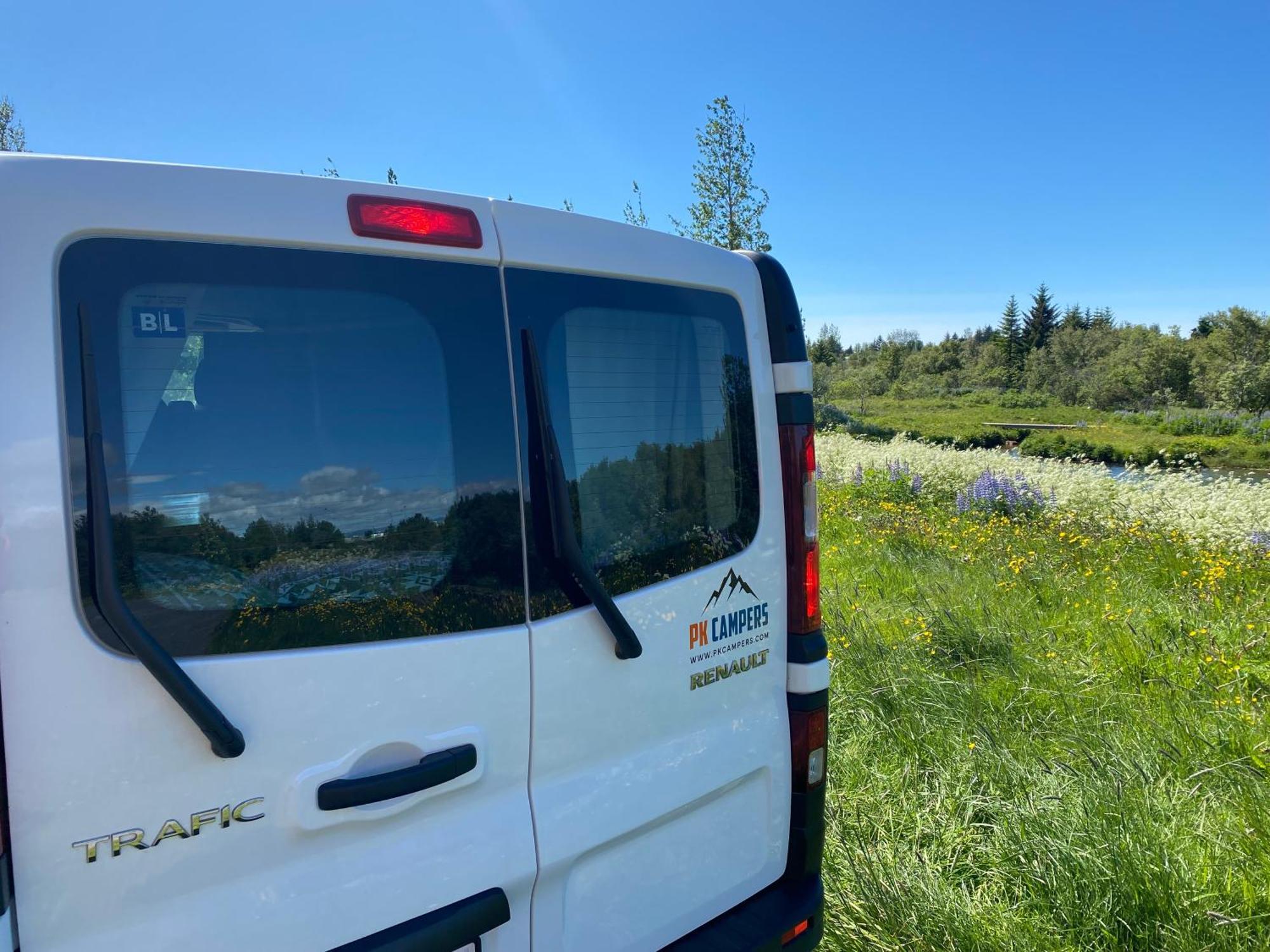 Pk Campers - Campervans Iceland Holiday home *